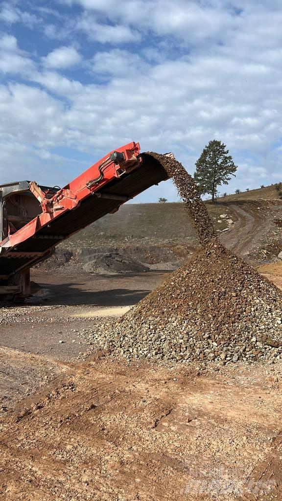 Sandvik QI240 Mobiilimurskaimet