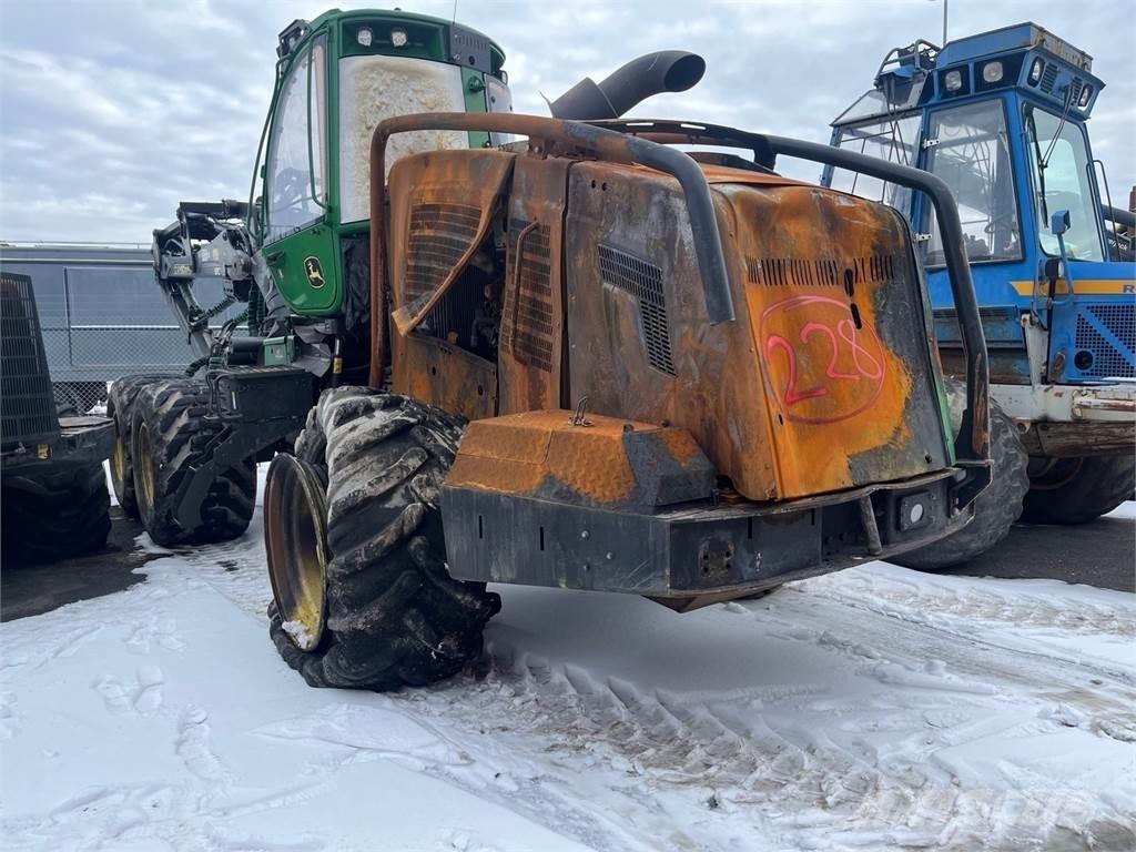 John Deere 1270G Harvesterit