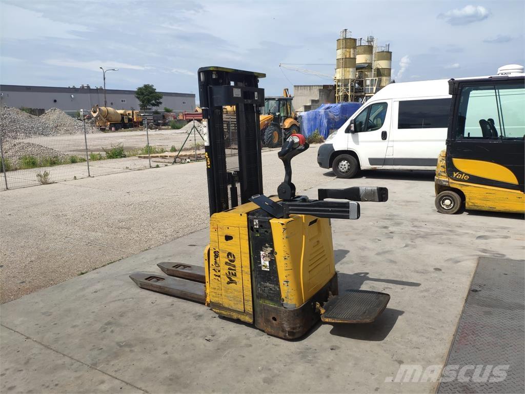 Yale MS15X IL Ajettavat pinoamisvaunut