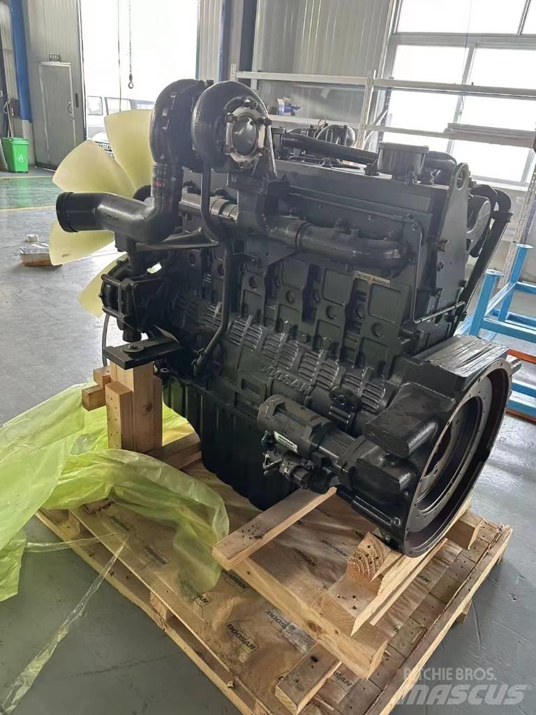 Doosan Solar500LC-V Moottorit
