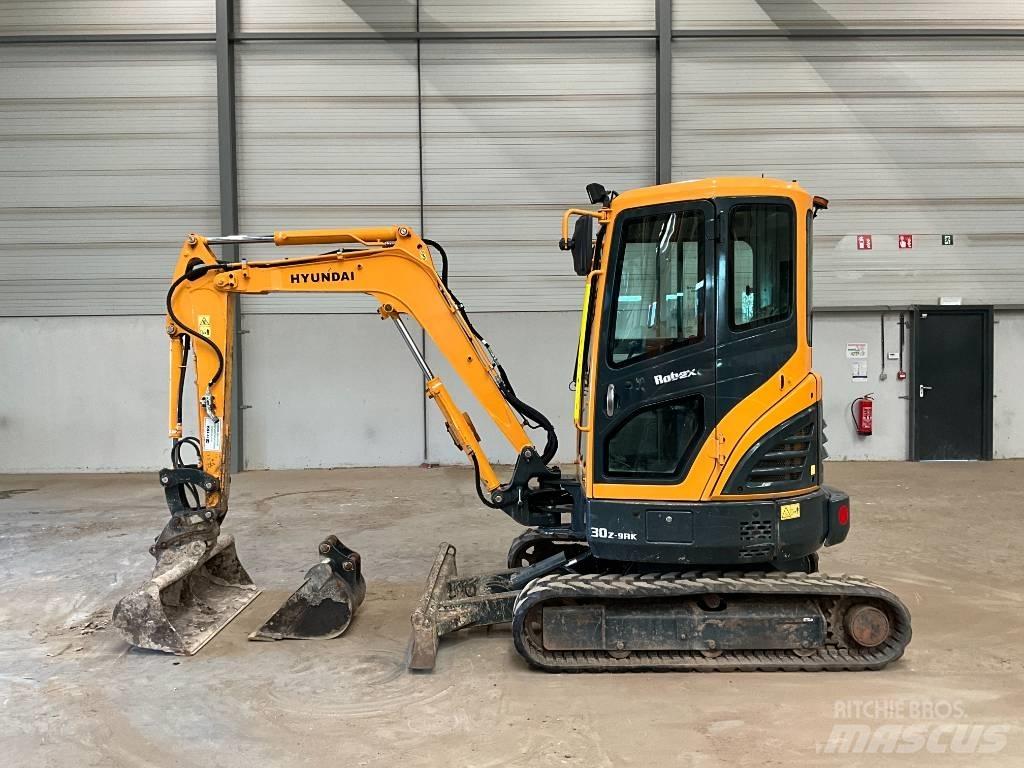 Hyundai R30 Z-9AK Minikaivukoneet < 7t