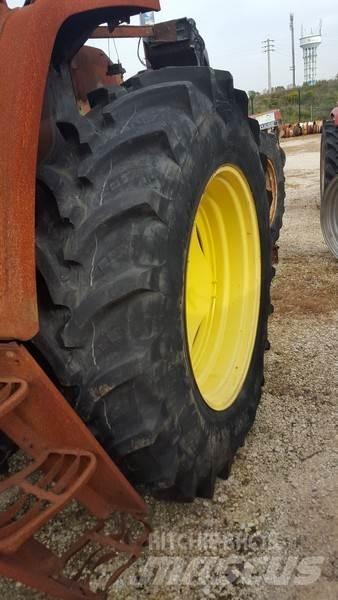  Pneus 460/85R38 Renkaat ja vanteet
