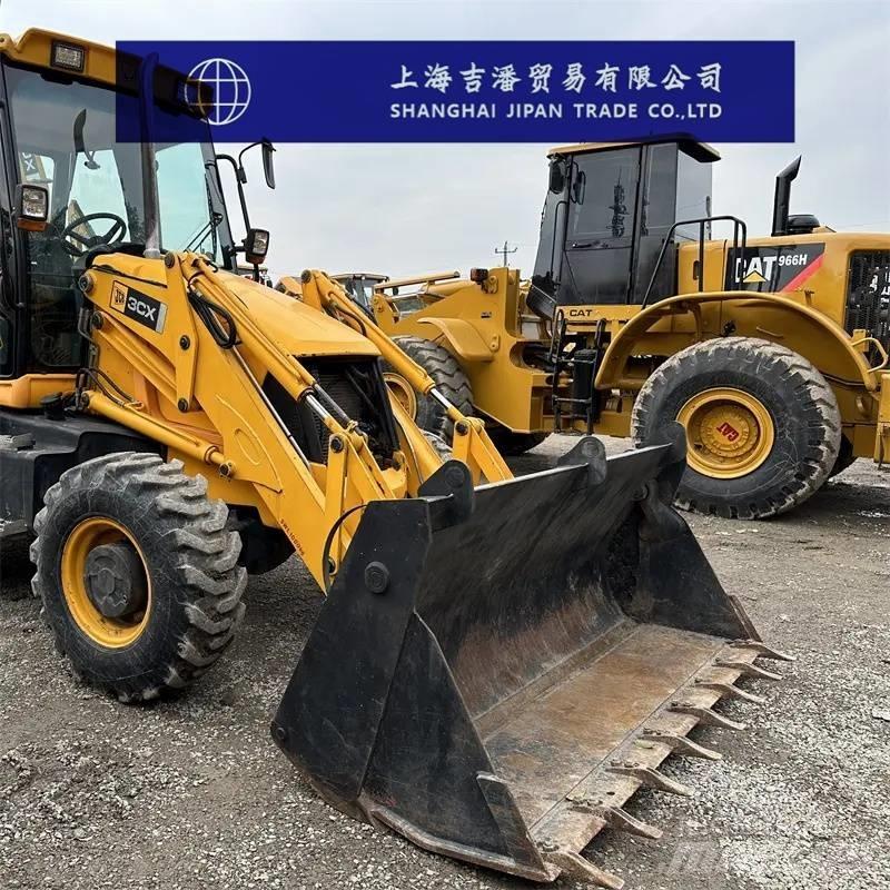 JCB 3 CX Pyöräkuormaajat