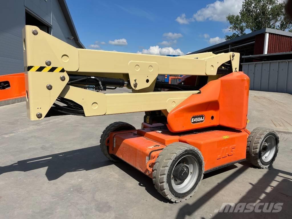 JLG E 450 AJ Kuukulkijat