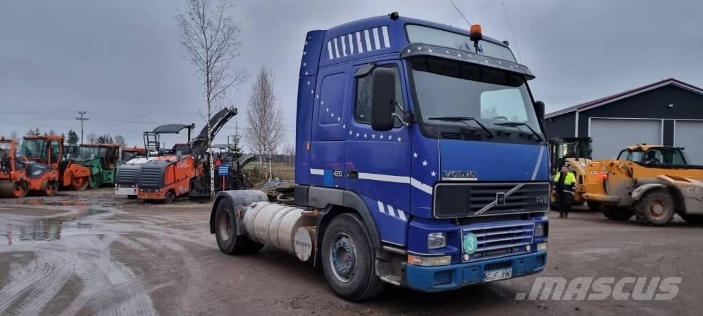 Volvo FH 12 Vetopöytäautot