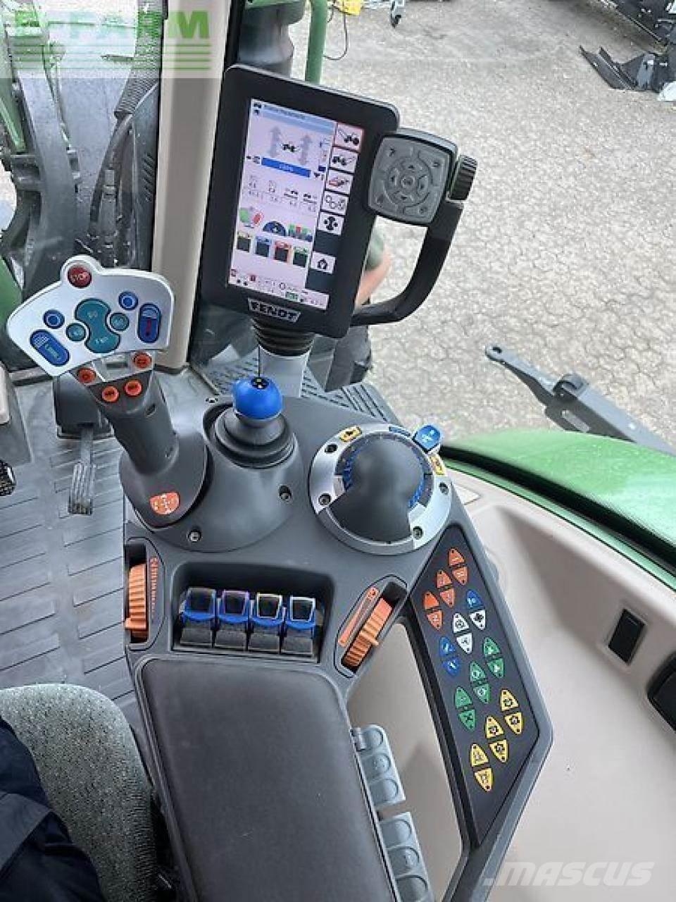Fendt 716 vario s4 Traktorit