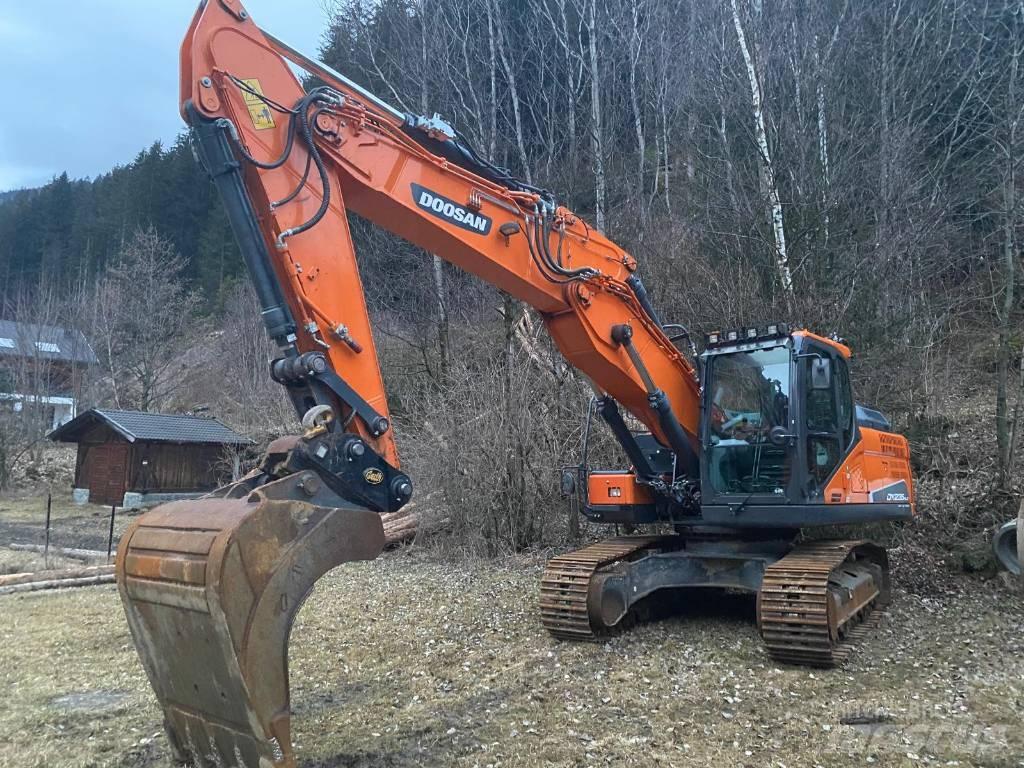 Doosan DX 235 NLC-5 Telakaivukoneet