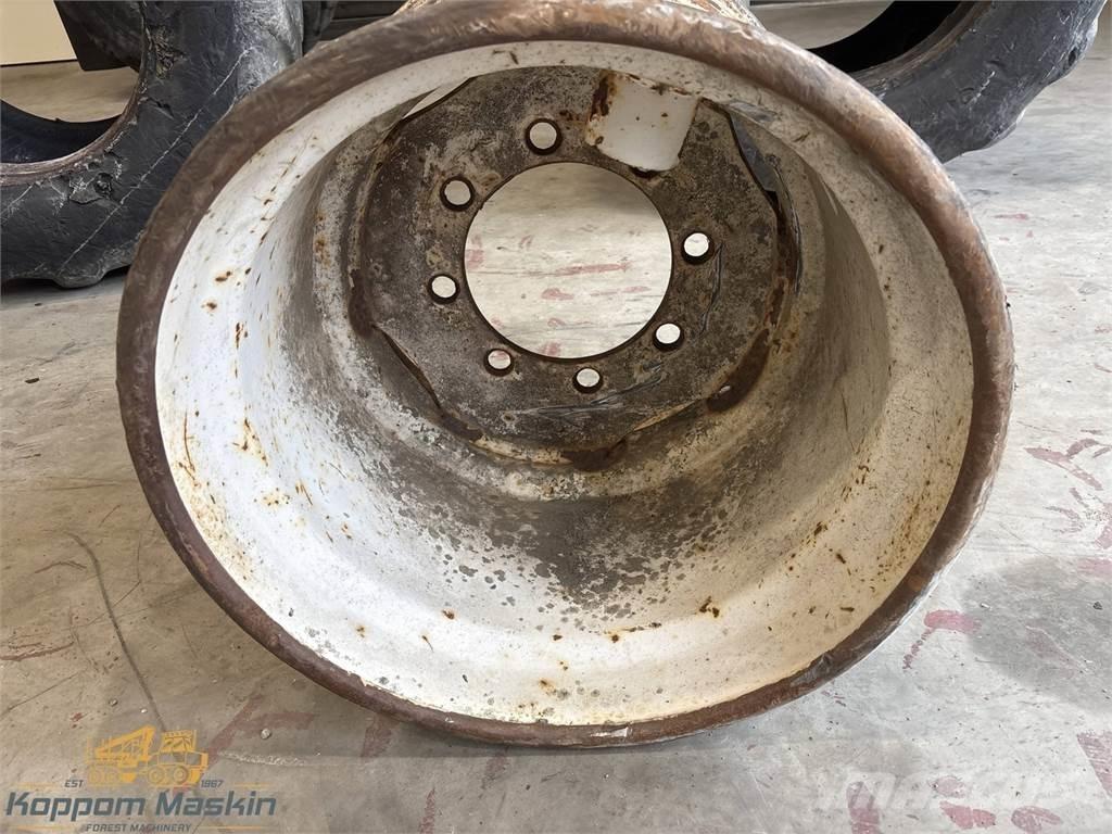 Gremo 704 20x22,5 Renkaat ja vanteet
