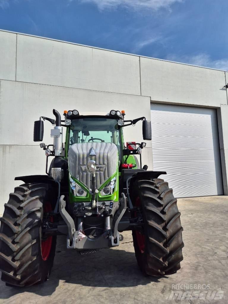 Fendt 822 Vario Traktorit