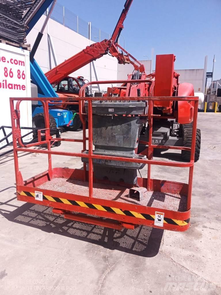 JLG 450 AJS II Kuukulkijat