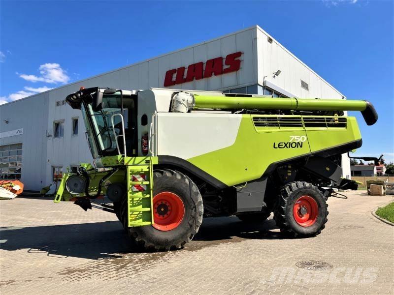 CLAAS LEXION 750 Leikkuupuimurit