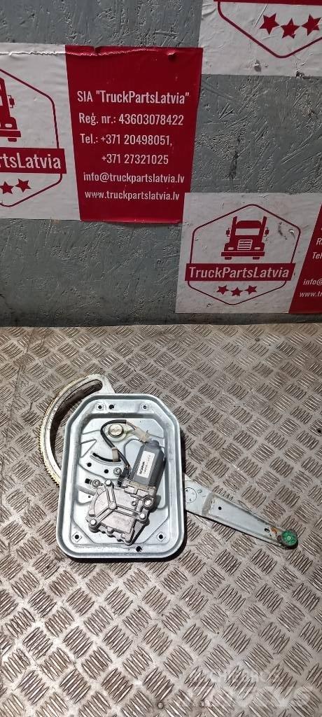 Scania R 440    1442293 Ohjaamot ja sisustat