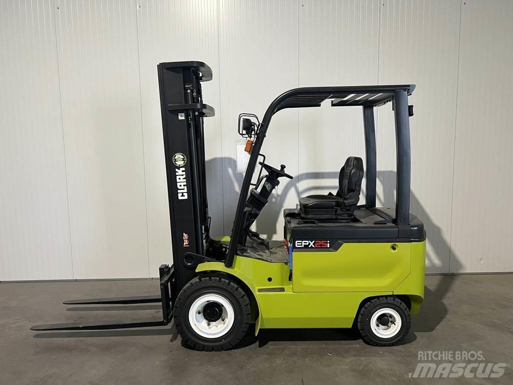 Clark EPX25i Sähkötrukit
