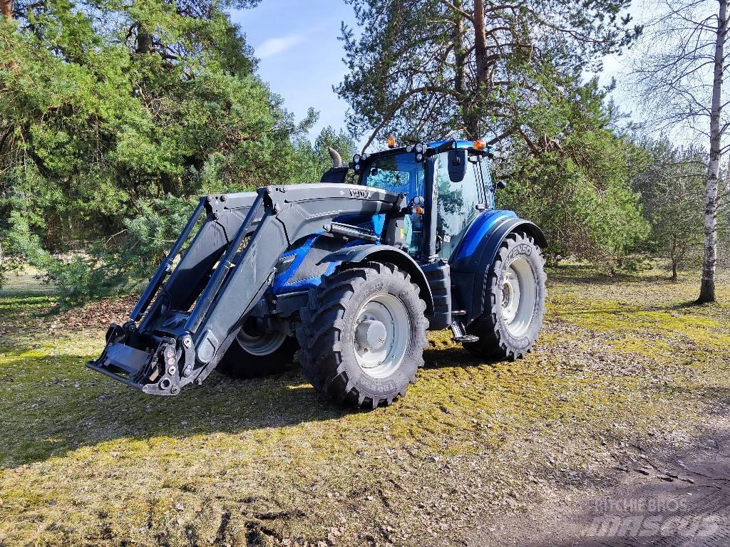 Valtra T 194 Active Traktorit