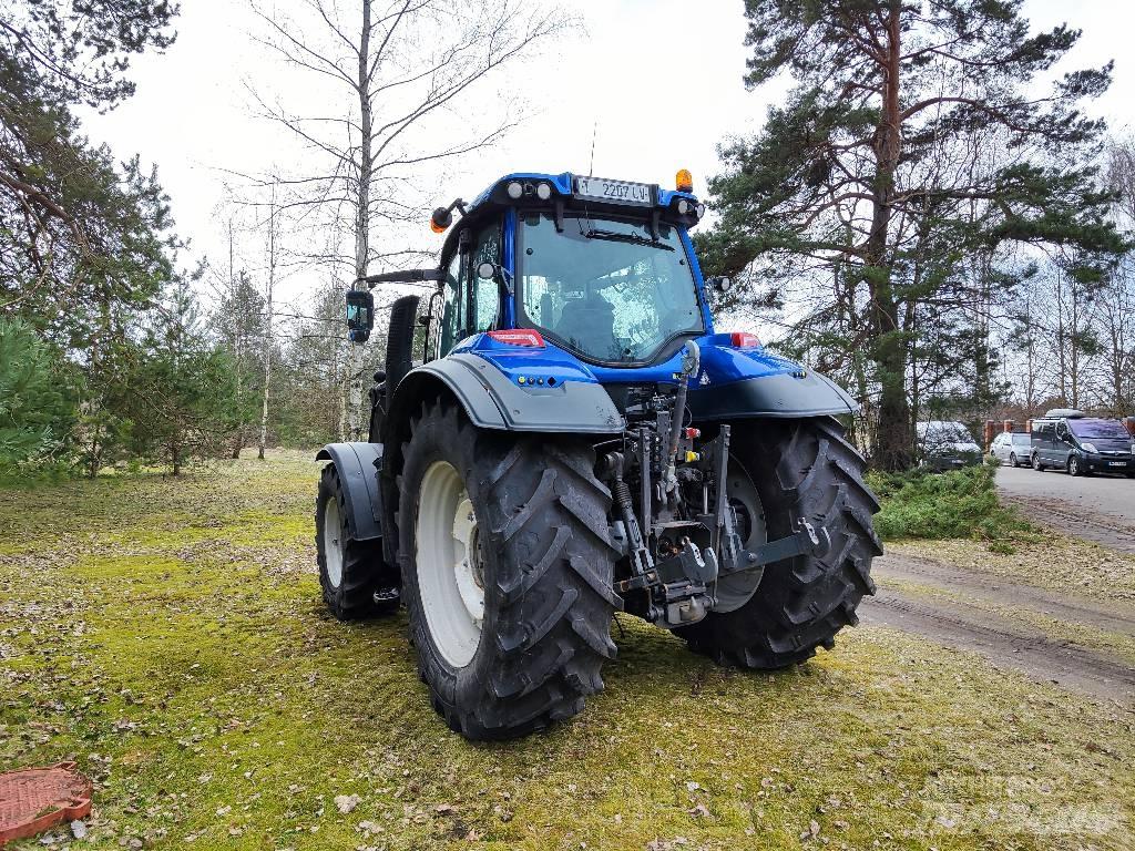 Valtra T 194 Active Traktorit