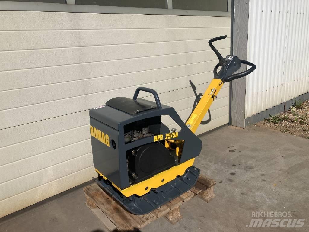 Bomag BPR 25/50 Tärylevyt
