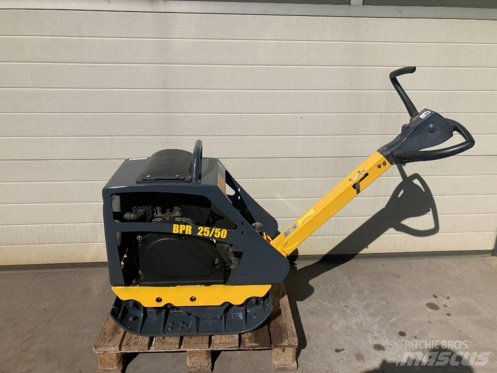 Bomag BPR 25/50 Tärylevyt