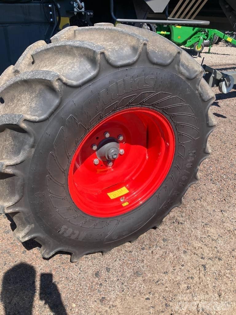Fendt 5335 C Leikkuupuimurit