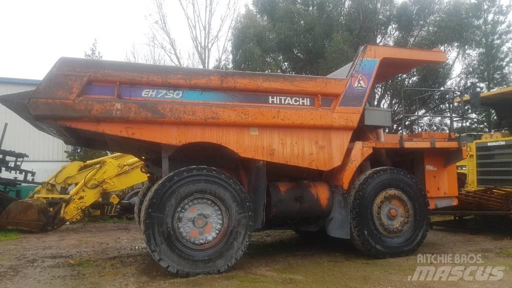 Hitachi EH 750-2 Maansiirtoautot