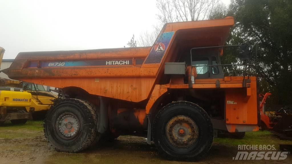 Hitachi EH 750-2 Maansiirtoautot