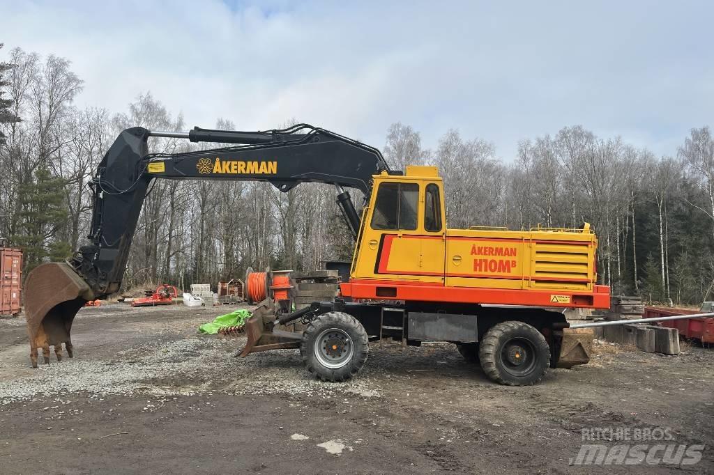 Åkerman H 10 M B Pyöräkaivukoneet