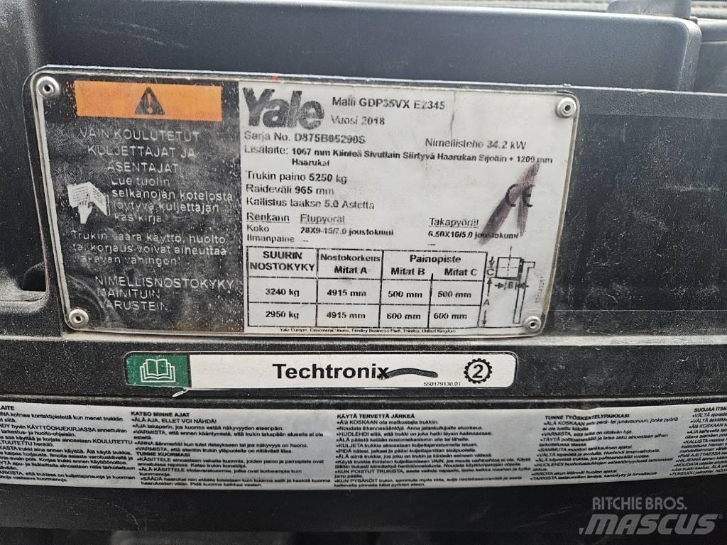 Yale GDP 35 VX Dieseltrukit