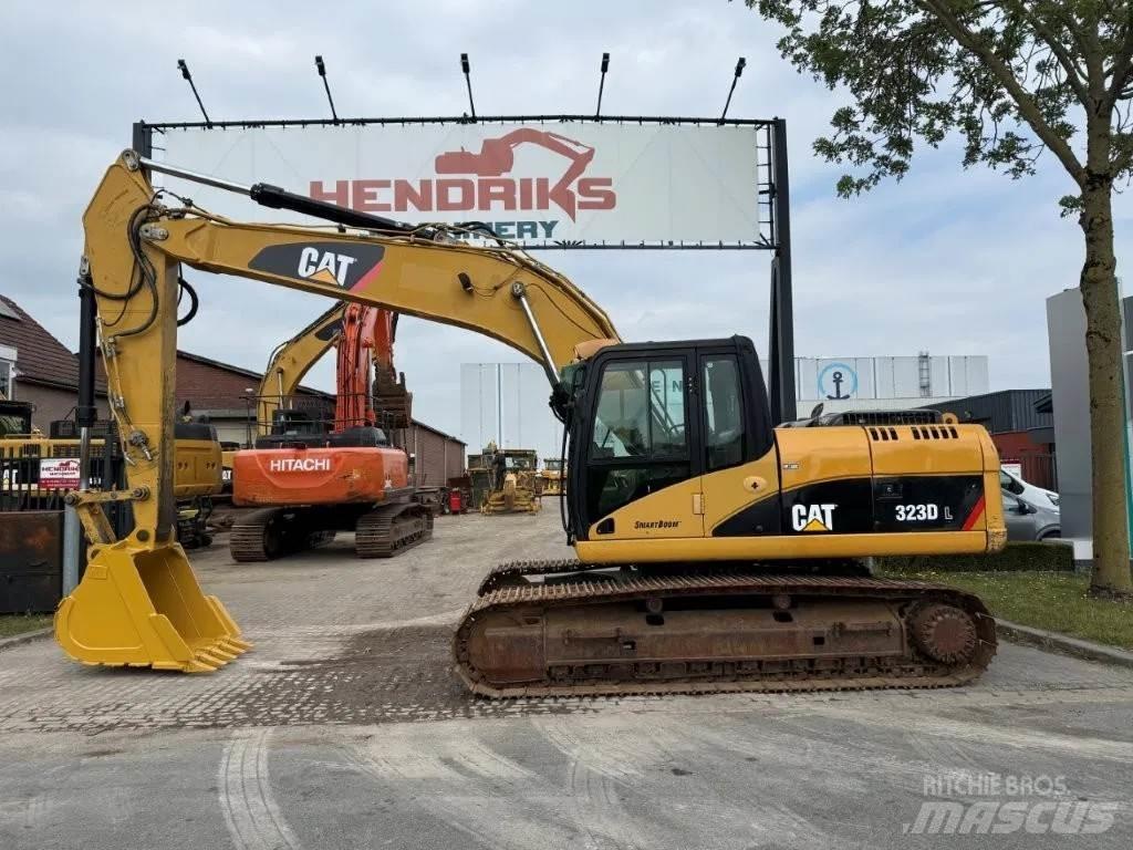 CAT 323DL (320DL) Telakaivukoneet