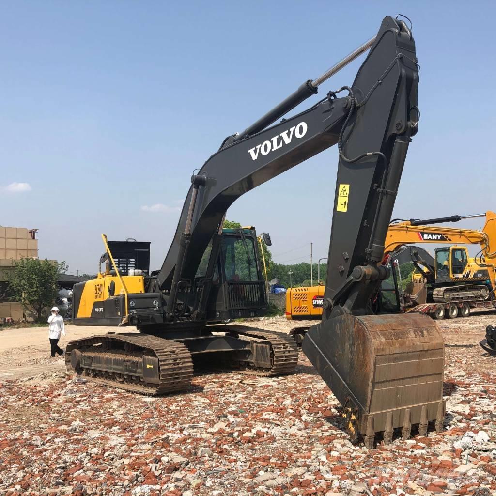 Volvo EC240 Telakaivukoneet