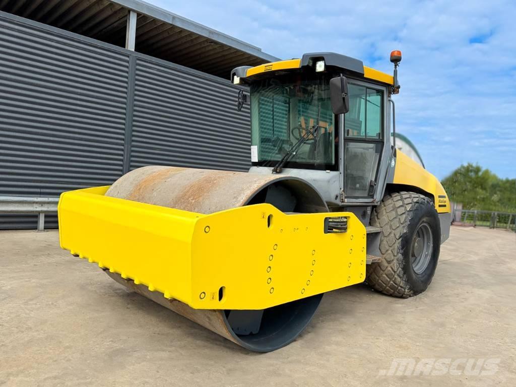 Dynapac CA3500D Yksivalssijyrät