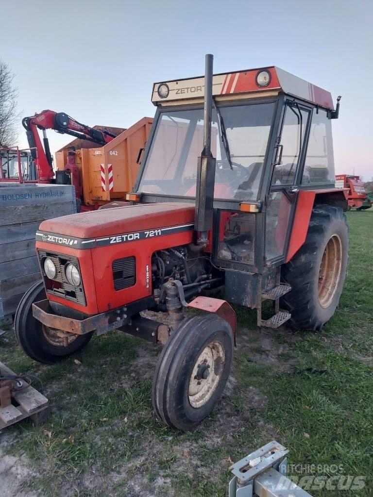 Zetor 7211 Traktorit