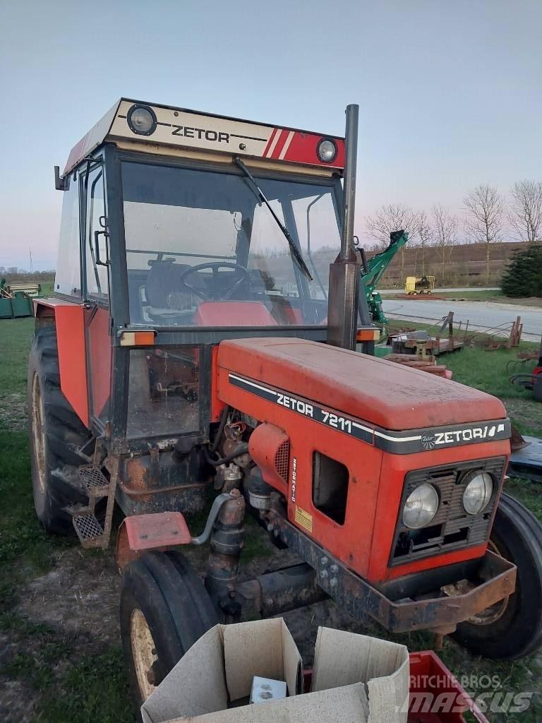 Zetor 7211 Traktorit