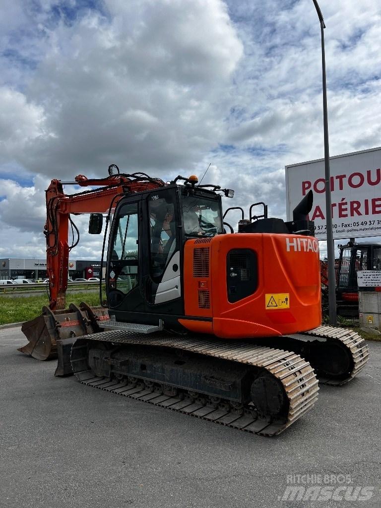Hitachi ZX 135 US-6 Telakaivukoneet