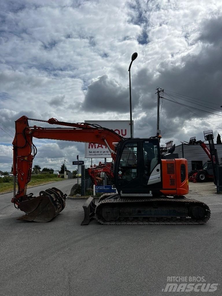 Hitachi ZX 135 US-6 Telakaivukoneet