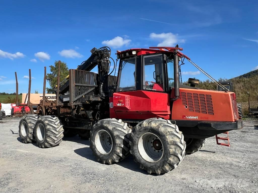 Valmet 840.2 Kuormatraktorit