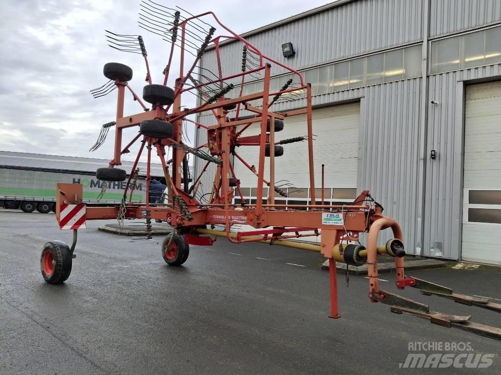 Fella TS 1402 Karhottimet