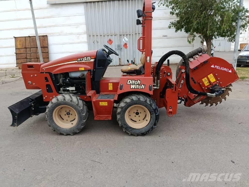 Ditch Witch RT 45 Ketjukaivurit