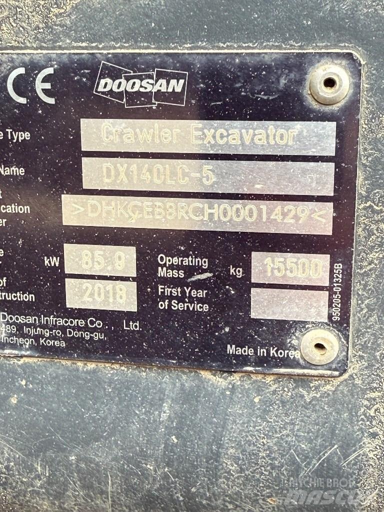 Doosan DX 140 LC Telakaivukoneet