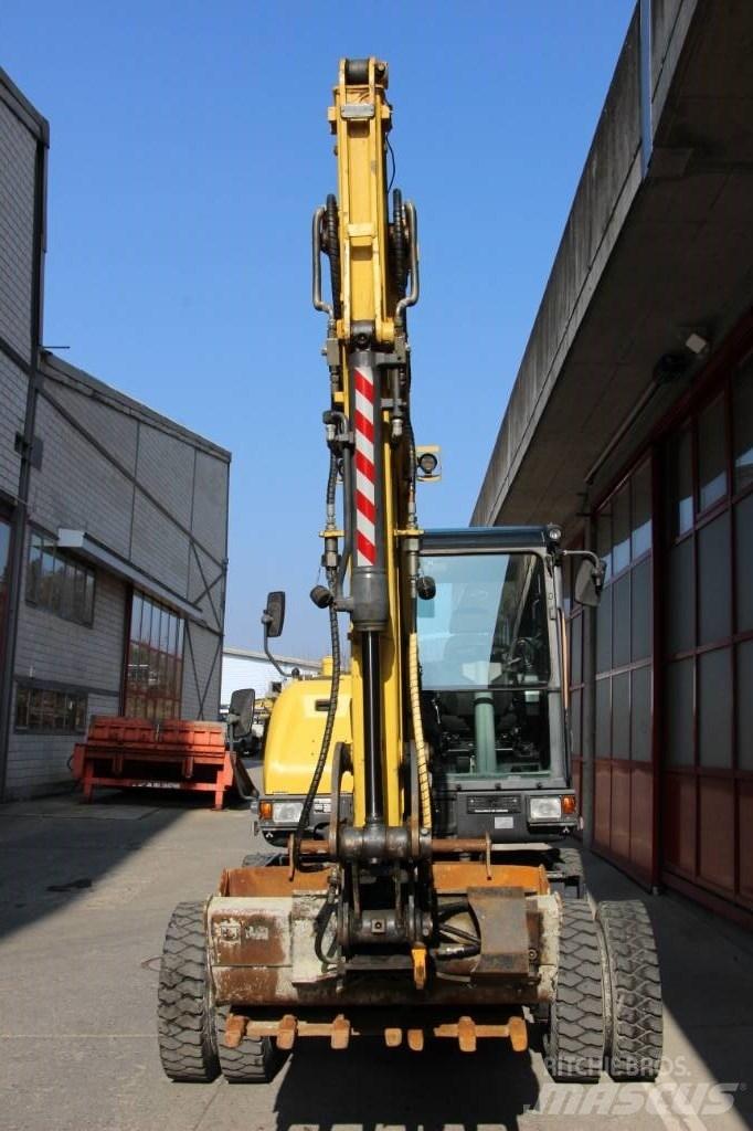 Doosan DX 57 W-5 Pyöräkaivukoneet