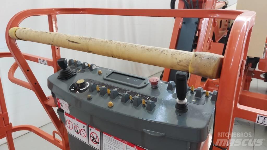 JLG 450 AJ Kuukulkijat