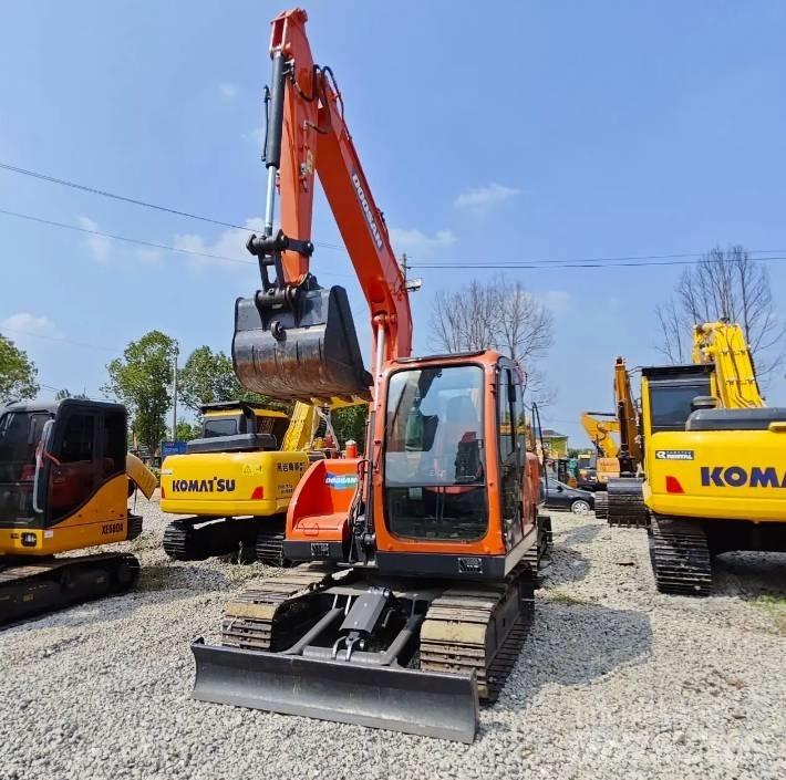 Doosan DX75-9C Midikaivukoneet 7t - 12t