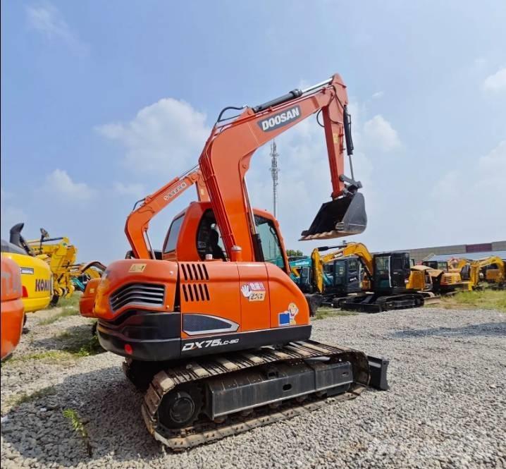 Doosan DX75-9C Midikaivukoneet 7t - 12t
