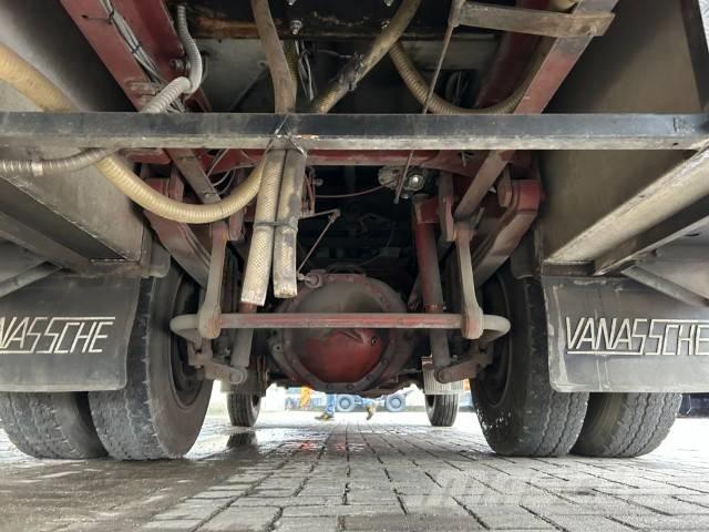 Mercedes-Benz 1222 Paloautot