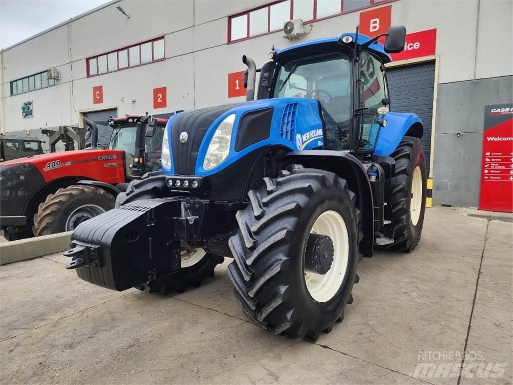 New Holland T8.300 Traktorit