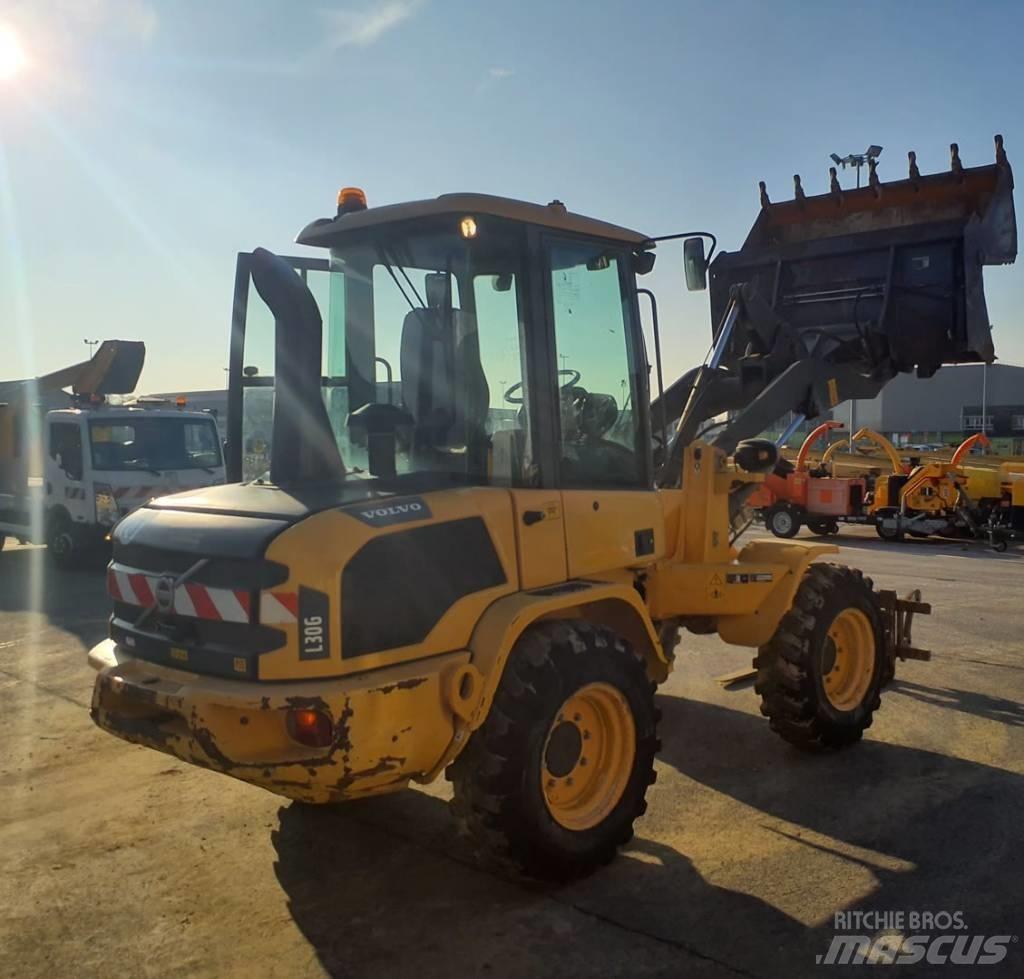 Volvo L30G Pyöräkuormaajat