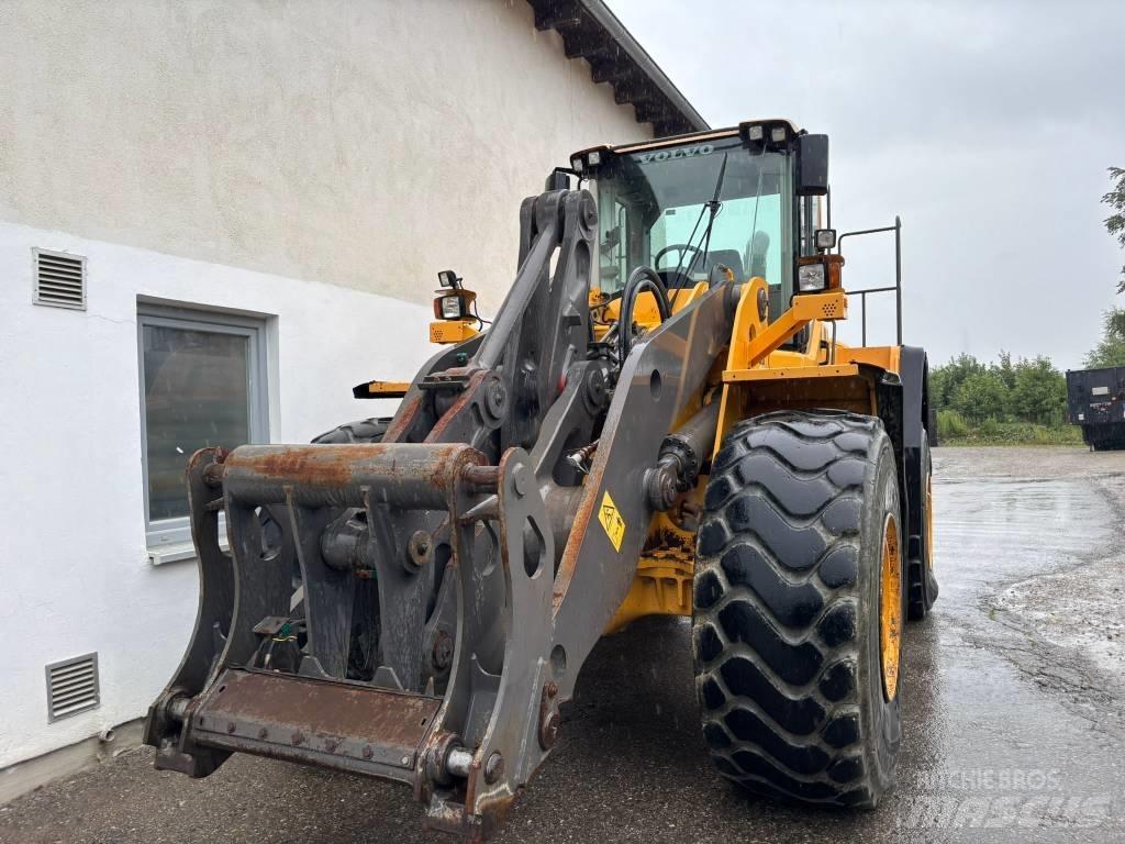 Volvo Radlader L180F Pyöräkuormaajat