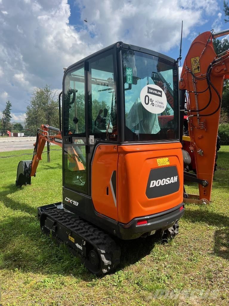 Doosan DX 19 Telakaivukoneet
