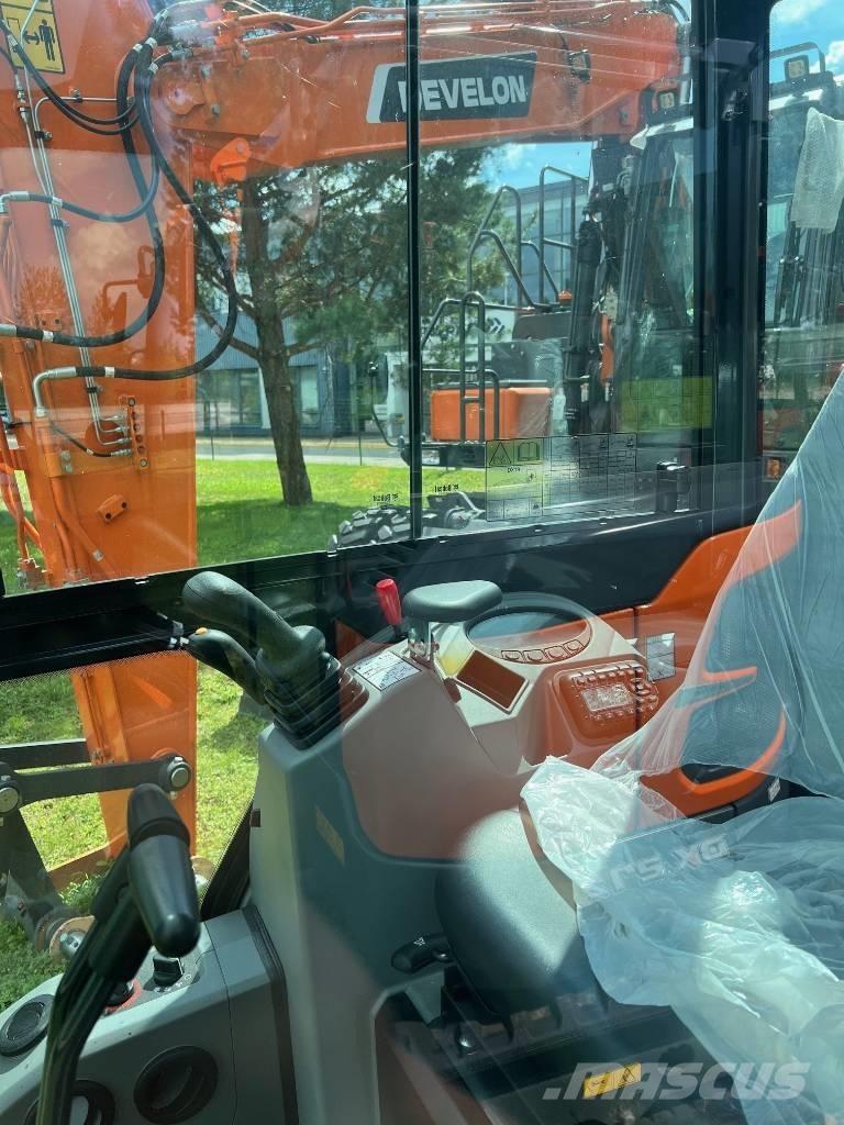 Doosan DX 19 Telakaivukoneet