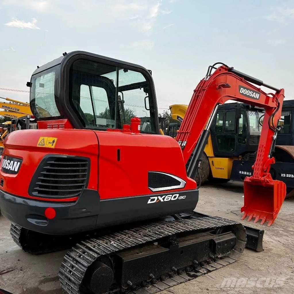 Doosan DX60-9C Minikaivukoneet < 7t