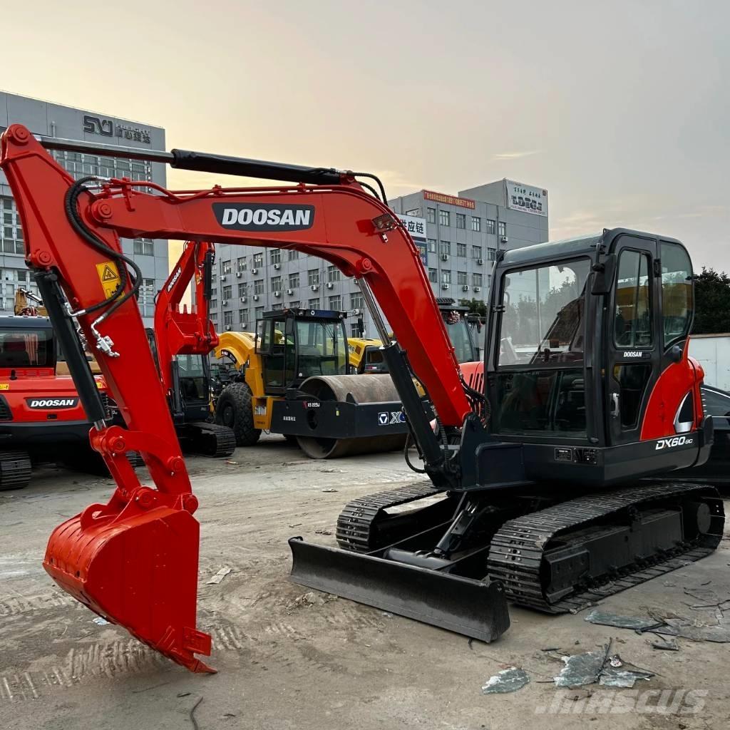 Doosan DX60-9C Minikaivukoneet < 7t