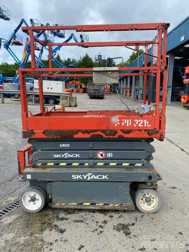 SkyJack SJ 3219 Saksilavat